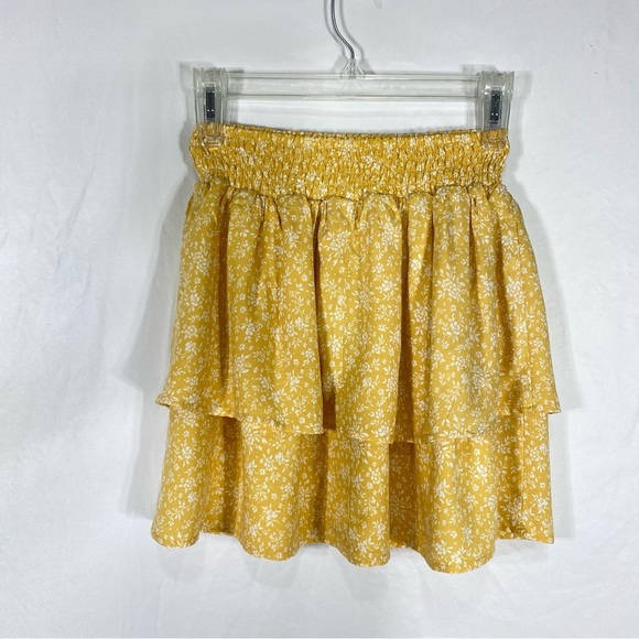 No Boundaries Yellow Floral Ruffle Skirt - Picture 3 of 7